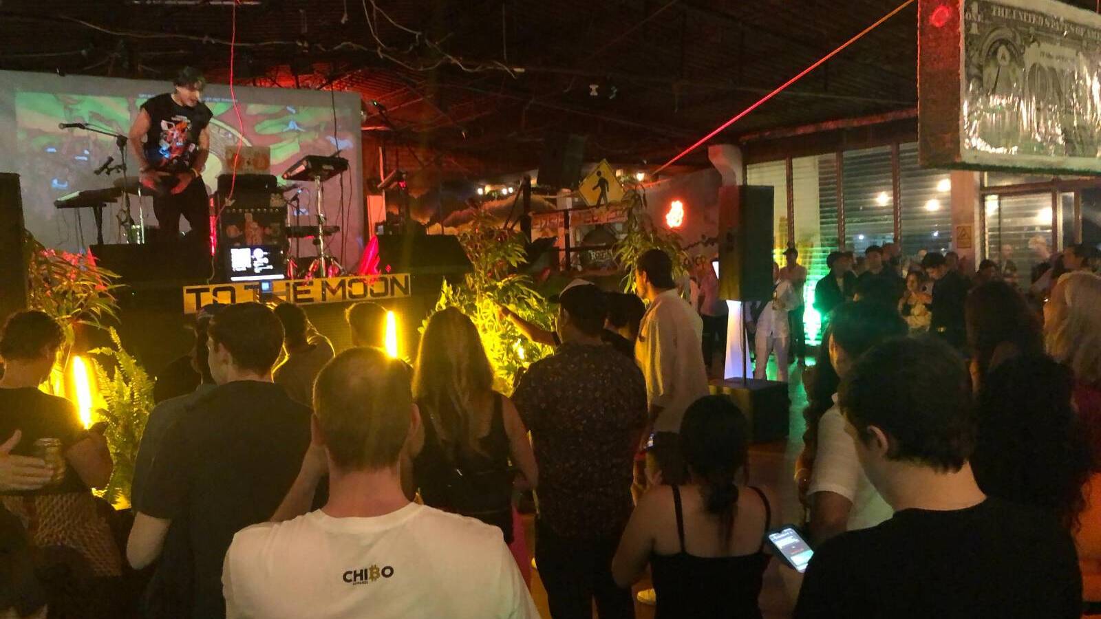 Roger9000 performing at Bitcoin after-party